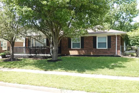 207 Westmoreland Ct, Georgetown, KY 40324