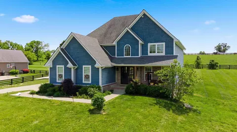 105 Delaney Ferry Rd, Versailles, KY 40383