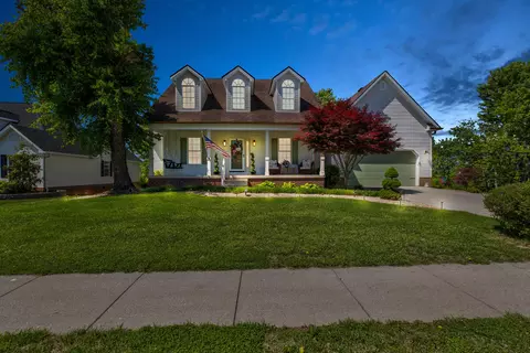 207 Hibiscus Ln, Winchester, KY 40391