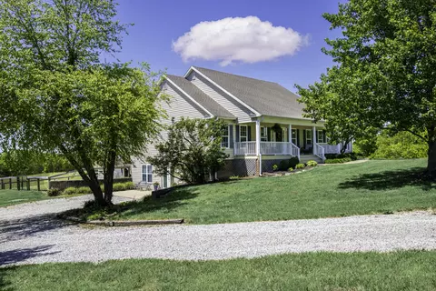1665 Glensboro Rd, Lawrenceburg, KY 40342