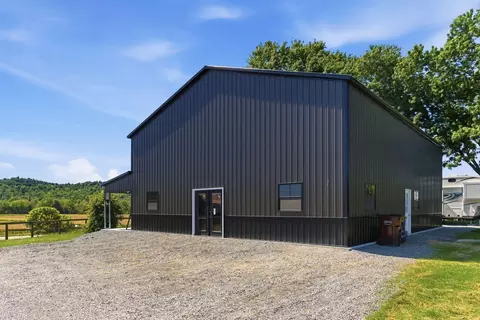 11440 Kentucky 698, Hustonville, KY 40437