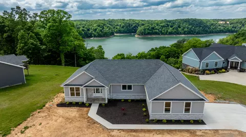 634 Beacon St, Russell Springs, KY 42642