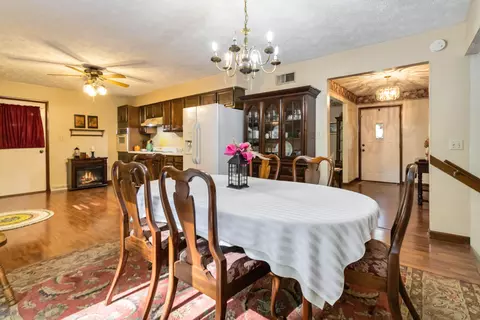 Dining - 46 Little Current Trl, Corbin, KY 40701 photo 2 of 3