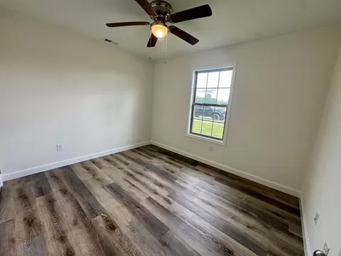 Bedroom - 114 Bow Bridge Dr, Berea, KY 40403 photo 3 of 5