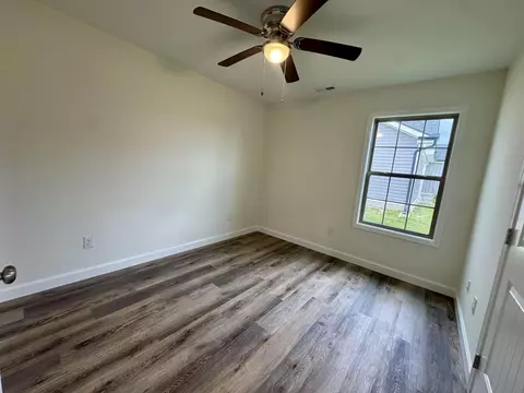 Bedroom - 114 Bow Bridge Dr, Berea, KY 40403 photo 5 of 5