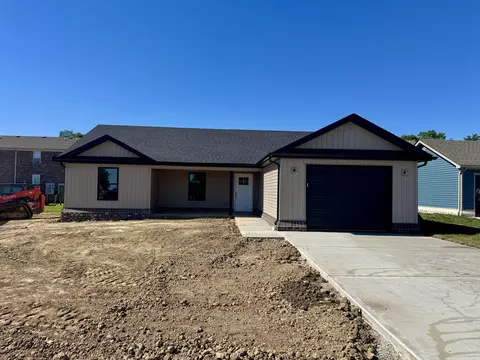 116 Bow Bridge Dr, Berea, KY 40403