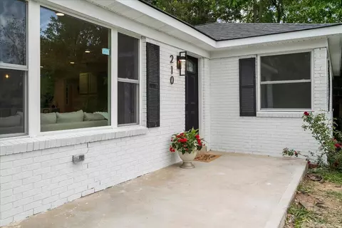 210 Helm St, Stanford, KY 40484