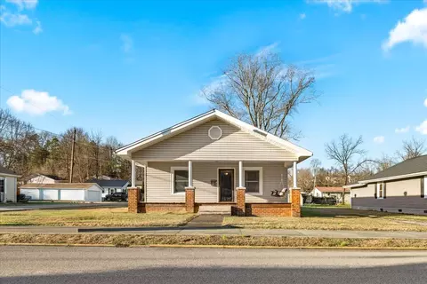518 17th St, Corbin, KY 40701