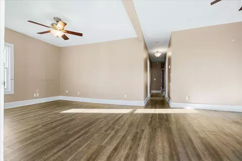 Entry Way - 518 17th St, Corbin, KY 40701 photo 1 of 2