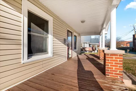 Exterior - 518 17th St, Corbin, KY 40701 photo 3 of 8