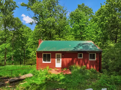 425 Corinth Shore Dr, Corinth, KY 41010