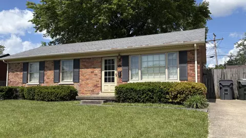 425 Yale Dr, Lexington, KY 40517