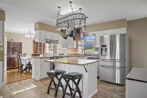 Kitchen - 51 Faubush Rd, Nancy, KY 42544 photo 3 of 6