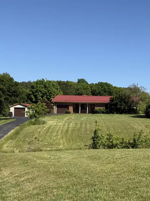 2841 W Laurel Rd, London, KY 40741