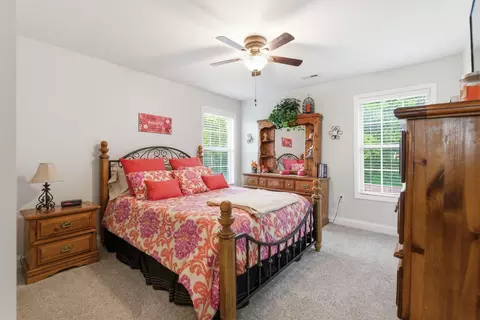 Bedroom - 117 Waterside Dr, Georgetown, KY 40324 photo 4 of 5