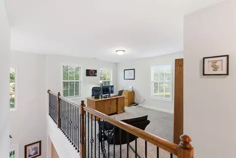 Entry Way - 117 Waterside Dr, Georgetown, KY 40324 photo 5 of 6