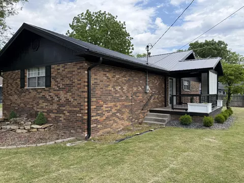 Exterior - 1107 Circle Dr, Corbin, KY 40701 photo 2 of 5