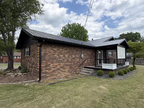 Exterior - 1107 Circle Dr, Corbin, KY 40701 photo 3 of 5