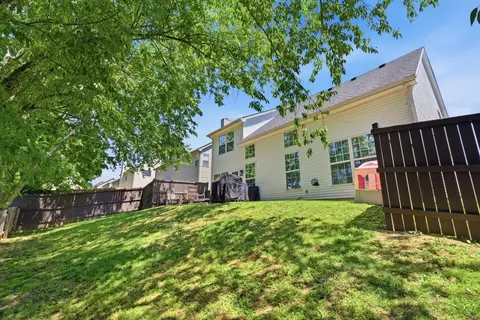 Exterior - 113 Emerson Trl, Georgetown, KY 40324 photo 4 of 6