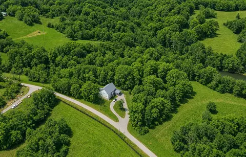 4646 Hinton-webber Rd, Corinth, KY 41010