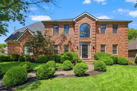 4686 Laurelwood Dr, Lexington, KY 40515