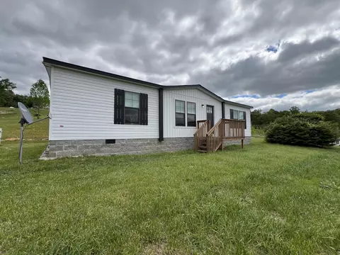 Exterior - 31 Dean Ln, Gray, KY 40734 photo 4 of 6