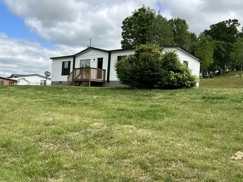 Exterior - 31 Dean Ln, Gray, KY 40734 photo 3 of 6