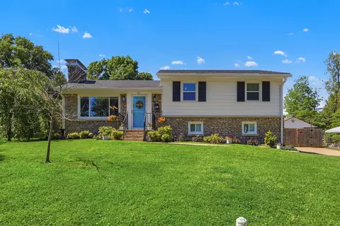 628 Pasadena Dr, Lexington, KY 40503