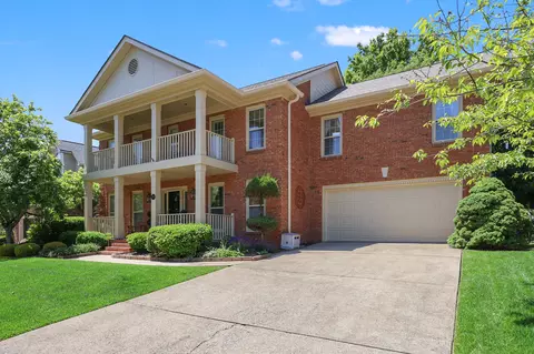 1121 Andover Forest Dr, Lexington, KY 40509