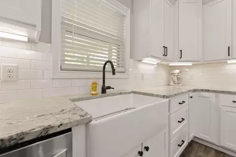 Kitchen - 351 Crocus Rd, Glens Fork, KY 42741 photo 4 of 7