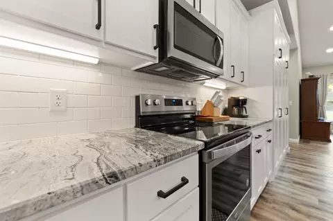 Kitchen - 351 Crocus Rd, Glens Fork, KY 42741 photo 5 of 7