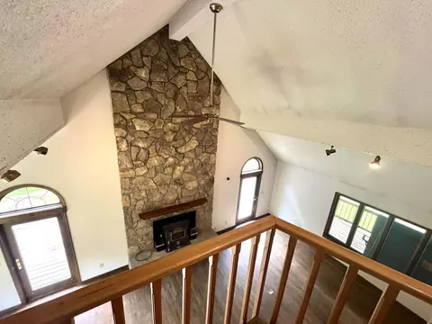 Living - 241 Brown Ct, Bledsoe, KY 40810 photo 7 of 9