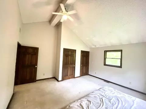 Bedroom - 241 Brown Ct, Bledsoe, KY 40810 photo 4 of 7