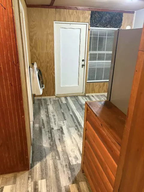 Entry Way - 299 Igo Rd, Morehead, KY 40351 photo 1 of 1