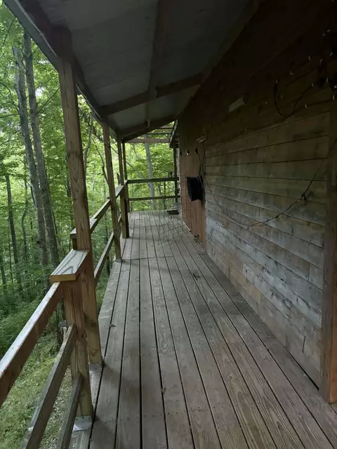 Exterior - 299 Igo Rd, Morehead, KY 40351 photo 6 of 7