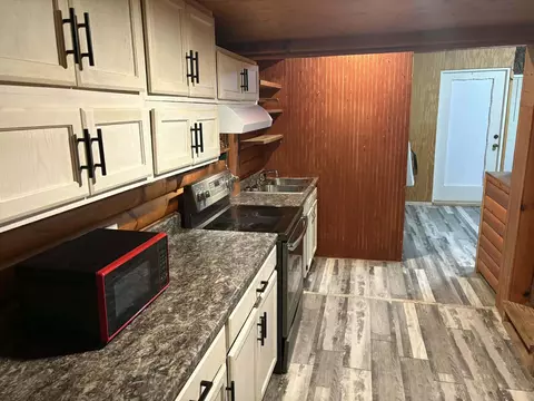 Kitchen - 299 Igo Rd, Morehead, KY 40351 photo 1 of 1