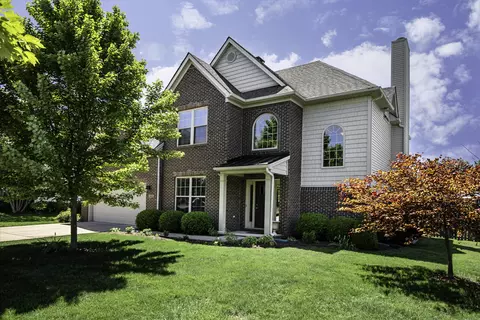 393 Gleneagles Way, Versailles, KY 40383