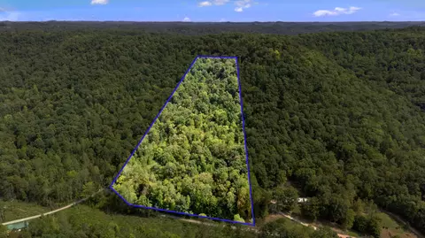 2047 Hatchers Creek Rd, Stanton, KY 40380