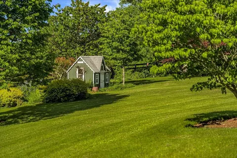 Exterior - 602 Cecil Wyatt Rd, Corbin, KY 40701 photo 23 of 35