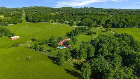 View/Area - 602 Cecil Wyatt Rd, Corbin, KY 40701 photo 3 of 6