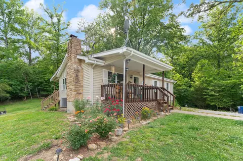 109 Everett Ln, Nancy, KY 42544
