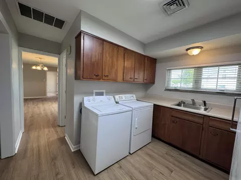 Other - 504 S Kentucky Ave, Corbin, KY 40701 photo 2 of 6