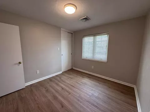 Bedroom - 504 S Kentucky Ave, Corbin, KY 40701 photo 6 of 9