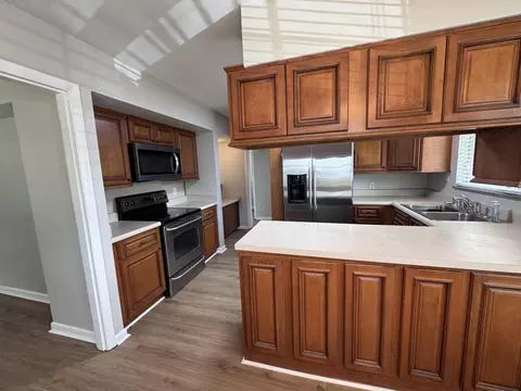 Kitchen - 504 S Kentucky Ave, Corbin, KY 40701 photo 5 of 10