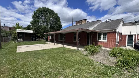 Exterior - 504 S Kentucky Ave, Corbin, KY 40701 photo 10 of 13