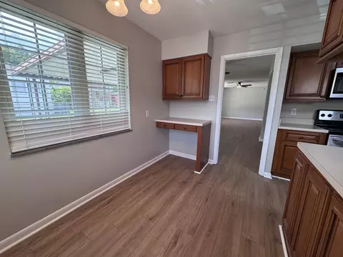 Kitchen - 504 S Kentucky Ave, Corbin, KY 40701 photo 10 of 10