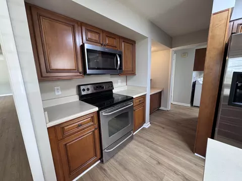 Kitchen - 504 S Kentucky Ave, Corbin, KY 40701 photo 6 of 10
