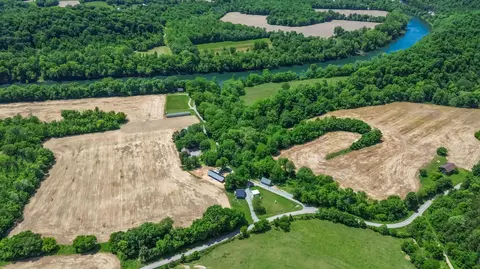 8239 S Highway 379, Jamestown, KY 42629
