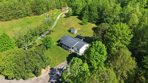 View/Area - 340 Dean Rd, Mckee, KY 40447 photo 2 of 7