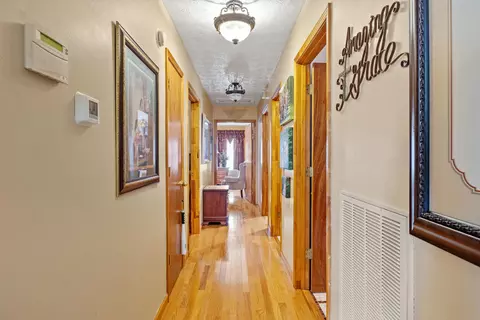 Entry Way - 340 Dean Rd, Mckee, KY 40447 photo 3 of 3